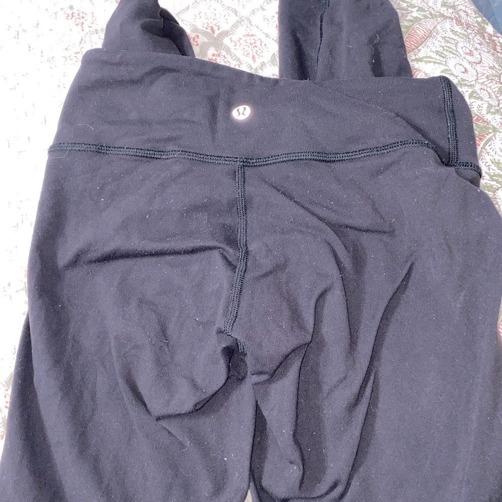 Lululemon black leggings